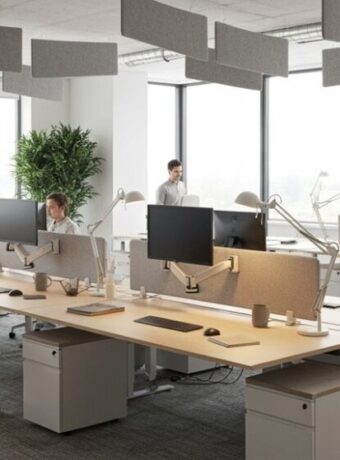 Arbeitsplatzbeleuchtung und Akustik