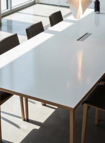 minimalistische Konferenztisch-Designs
