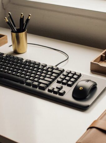 Setup für smartes Schreibtischzubehör